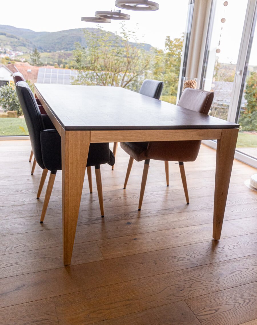 Der Tisch, der schon im Haus war — Projekt in der Region Südpfalz